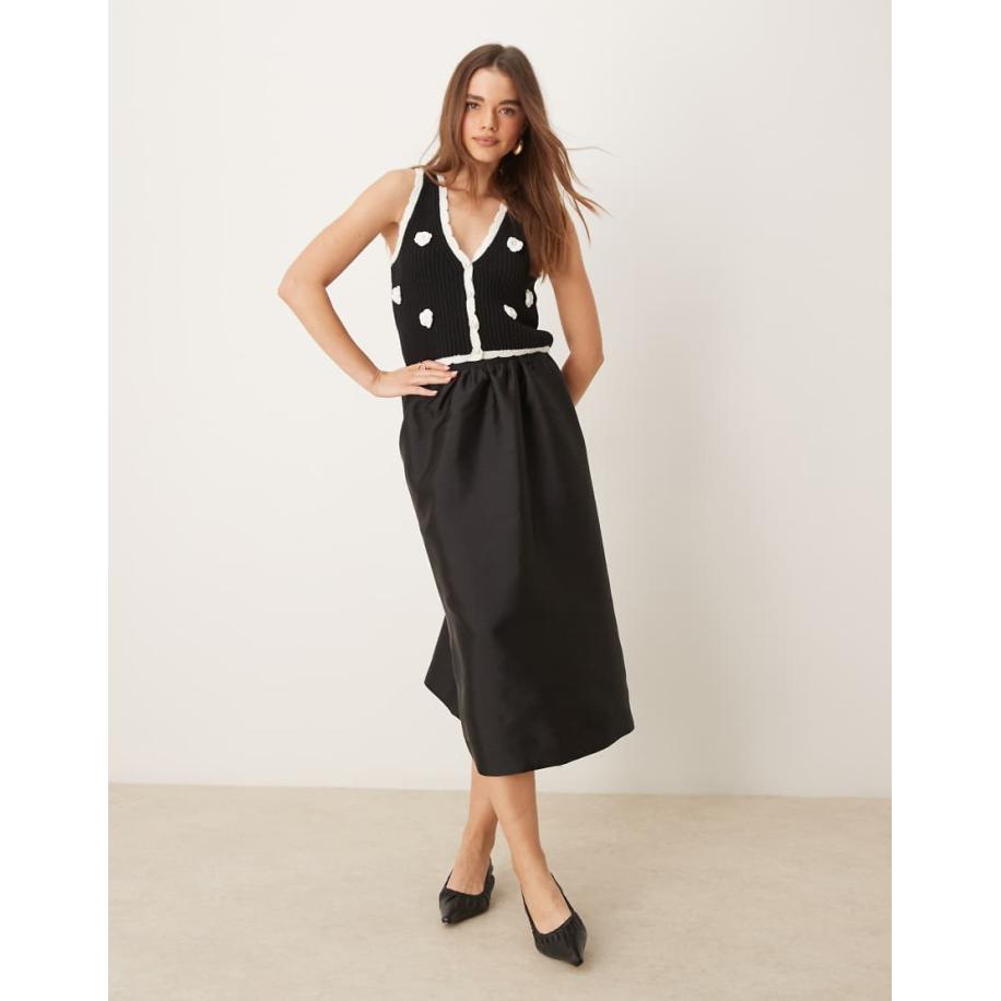 Gina Tricot Lange volumineuze midi rok met bolle zoom in zwart Zwart