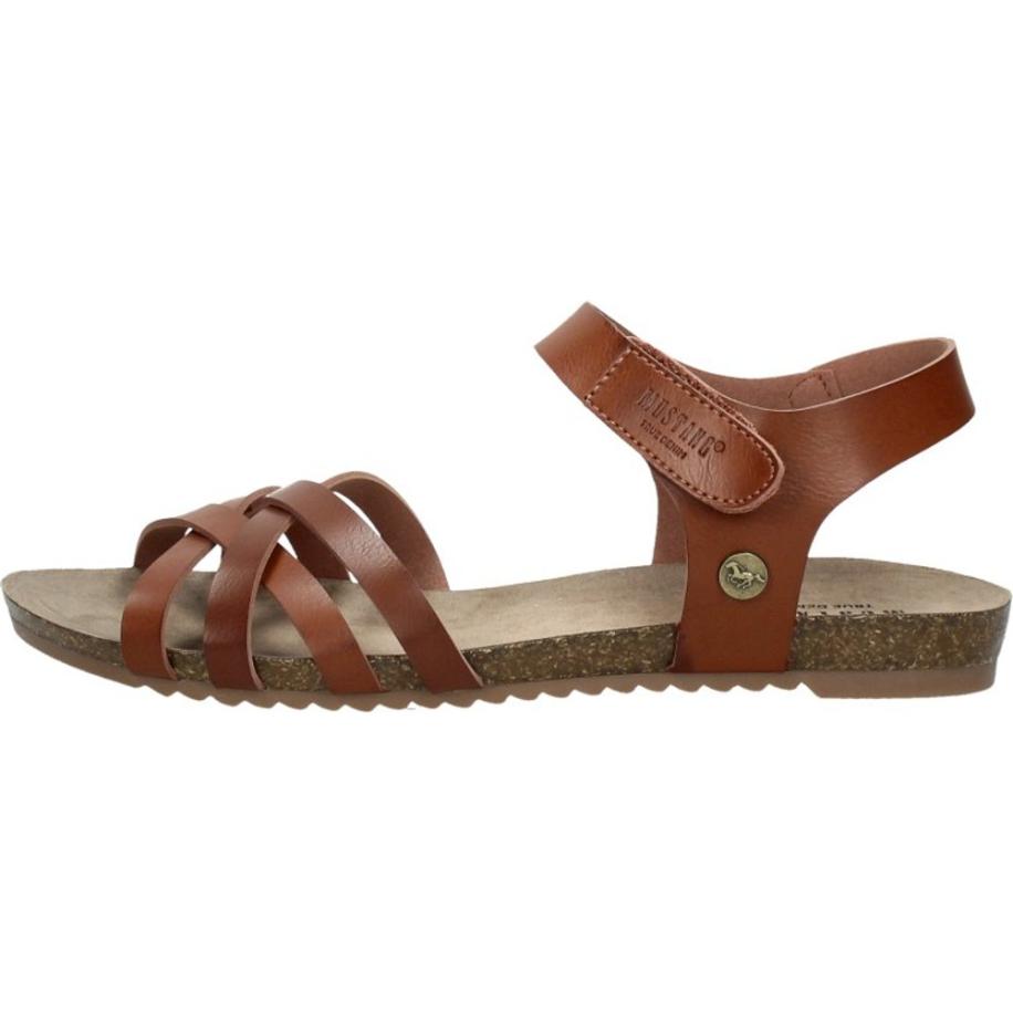 Mustang - Sandalen Plat Bruin