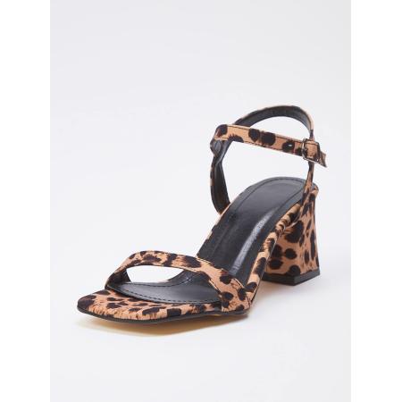 Trendyol Trendyol Sandalen met riem bruin / mokka / zwart