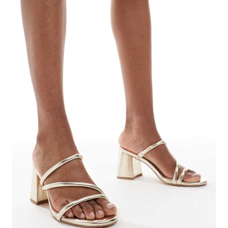 London Rebel Instap-sandalen met brede pasvorm, bandjes en blokhak in goud Goud