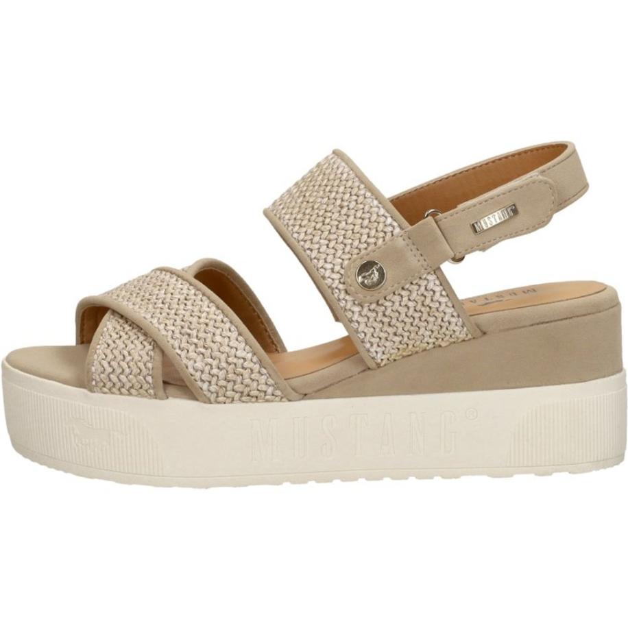 Mustang - Sandalen Plat Bruin
