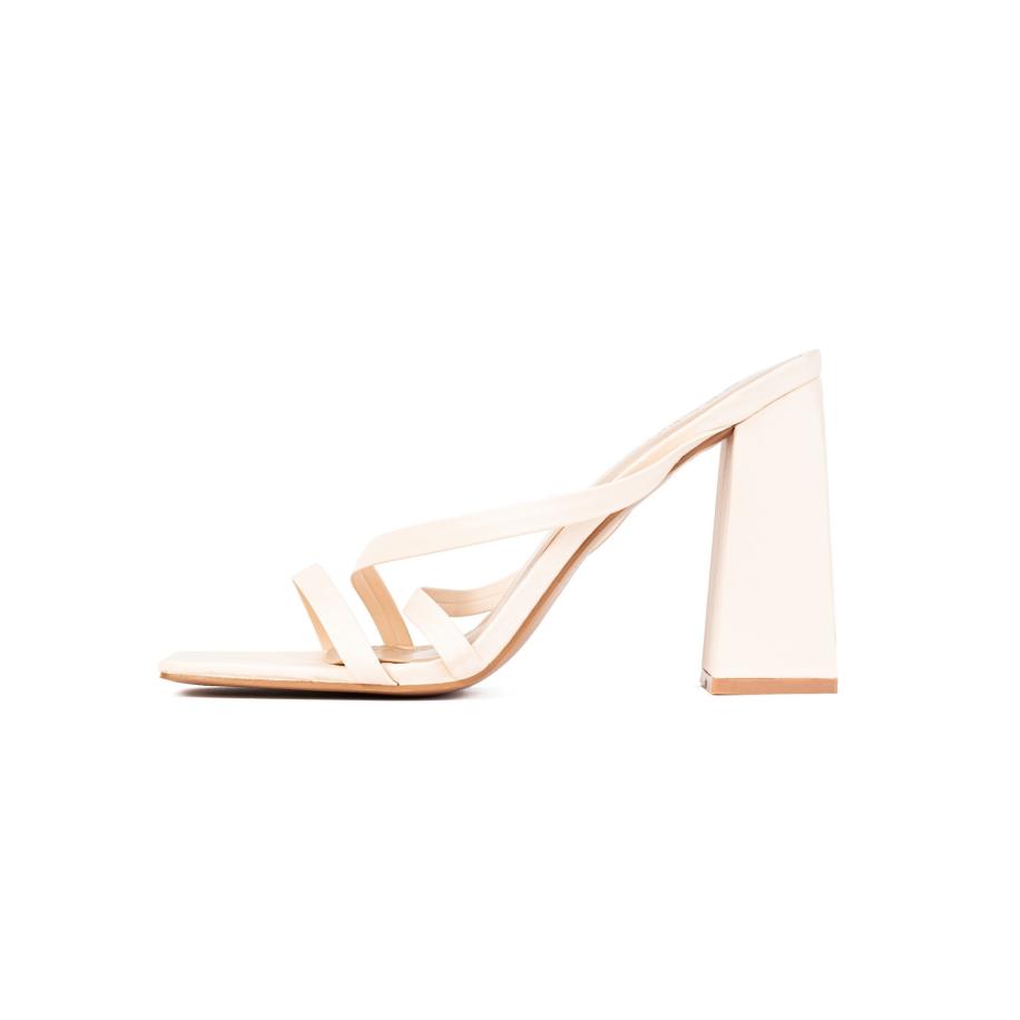 Celena Celena Muiltjes Cybill nude -