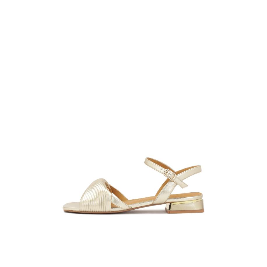 Kazar Kazar Sandalen met riem goud -