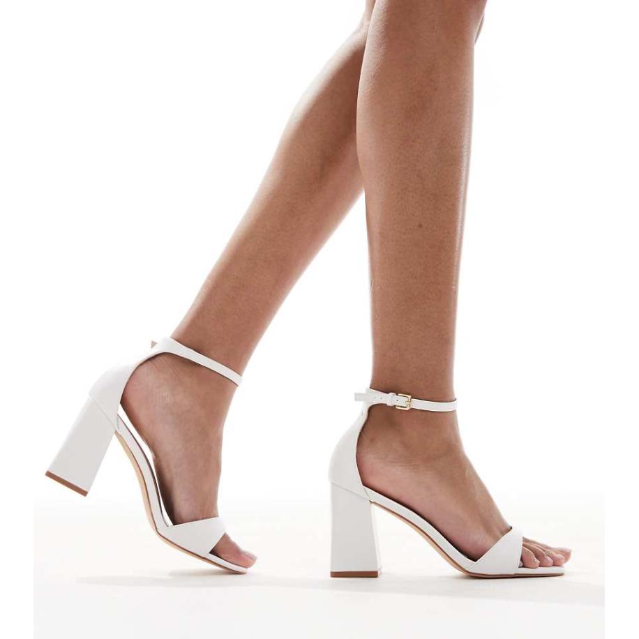 RAID Wide Fit Niya Sandalen met halfhoge blokhak in wit Wit