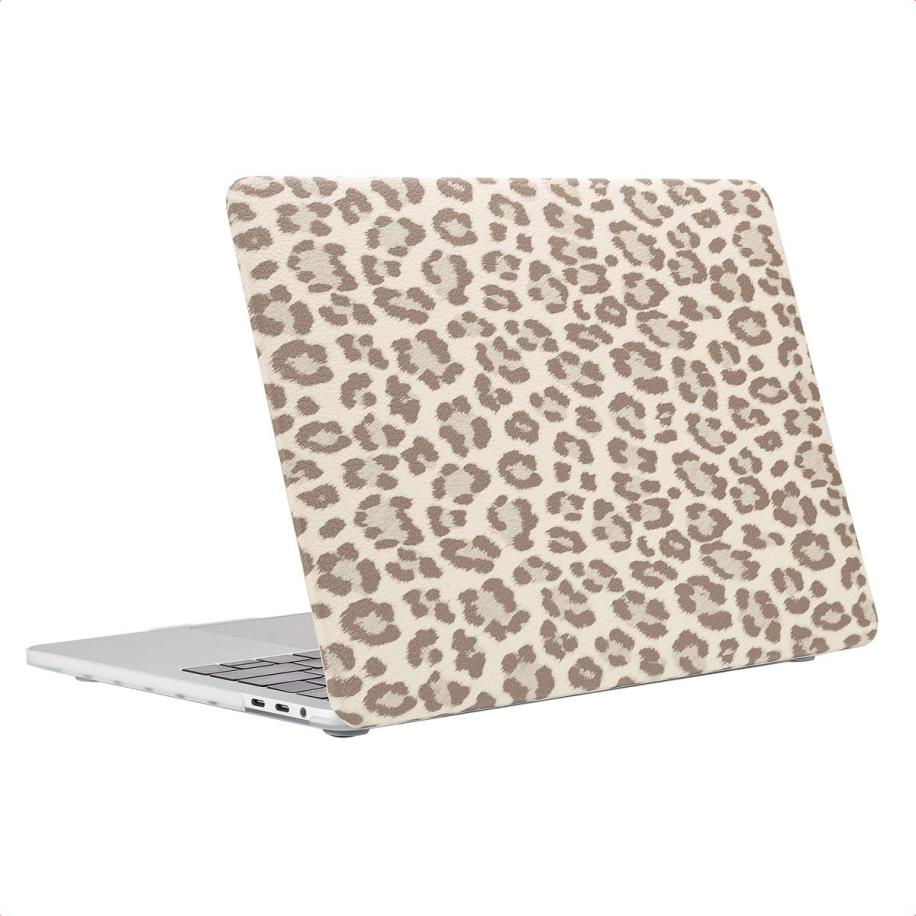 Selencia Sabi Laptop Cover Panterprint voor de Apple MacBook Pro 16 inch (2021 / 2023 M3 chip / 2024 M4 chip) - Soft Ivory Multicolor