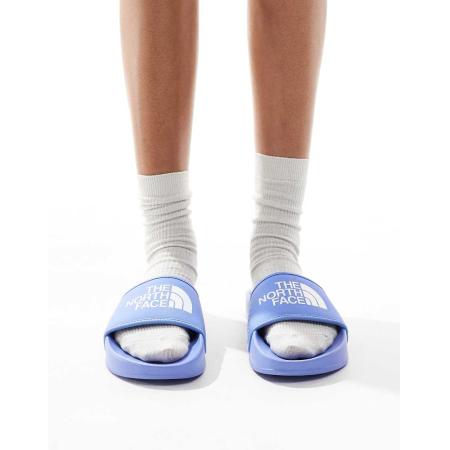 The North Face Base Camp III Slippers in blauw