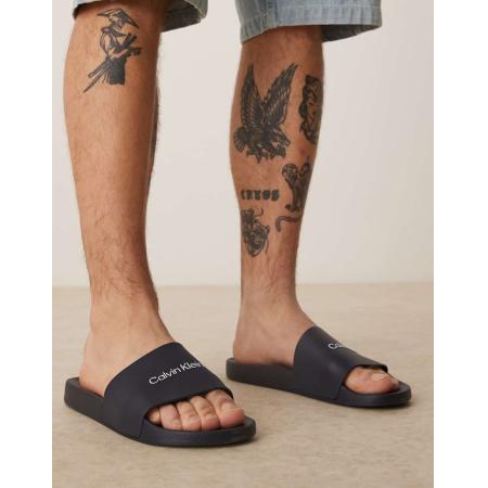 Calvin Klein - Slippers met logo in marineblauw