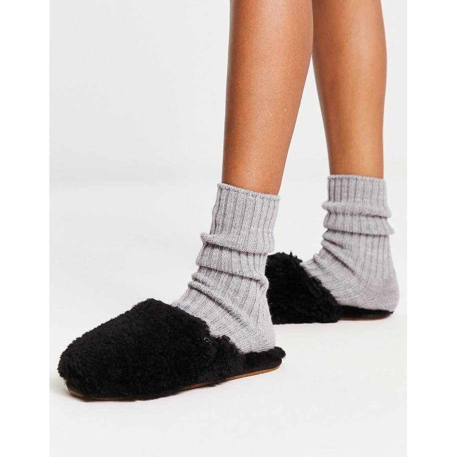 UGG Maxi Curly Krullige slippers in zwart Zwart