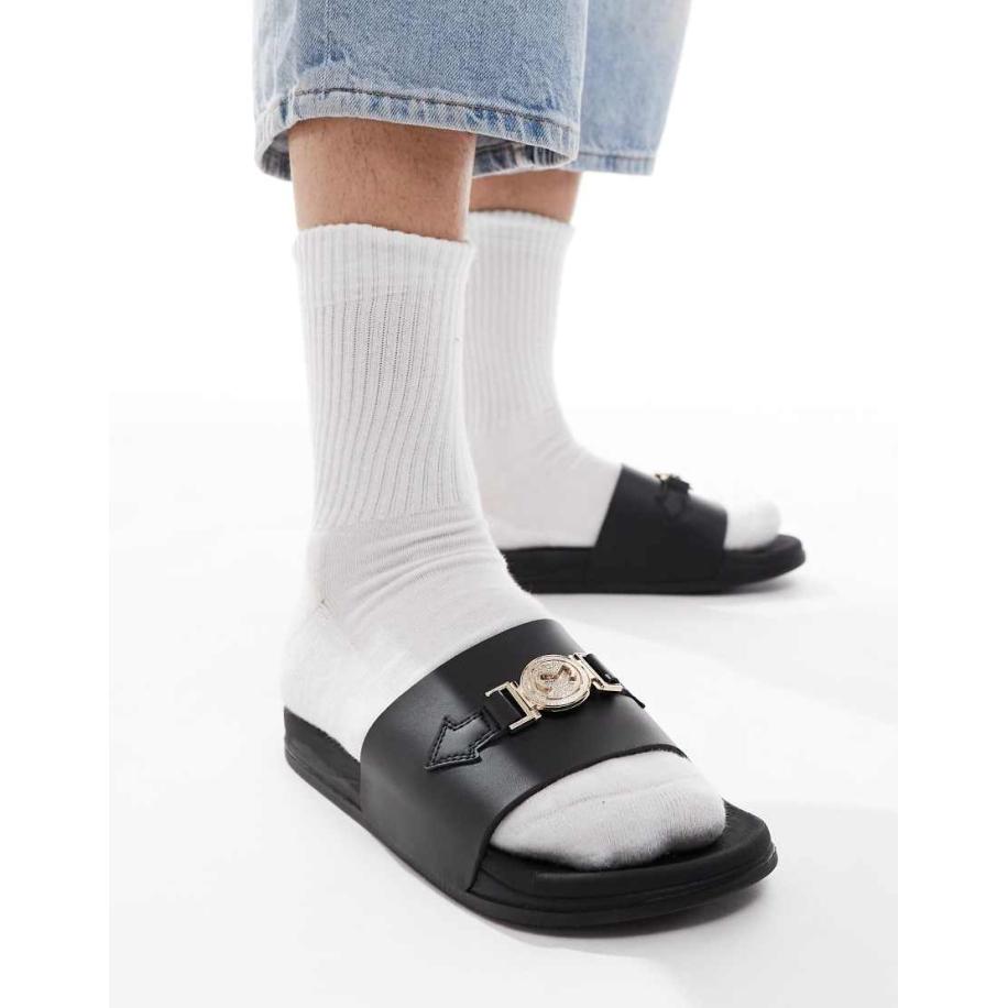 SEQWL - ITA - Sandalen met gespband in zwart Zwart