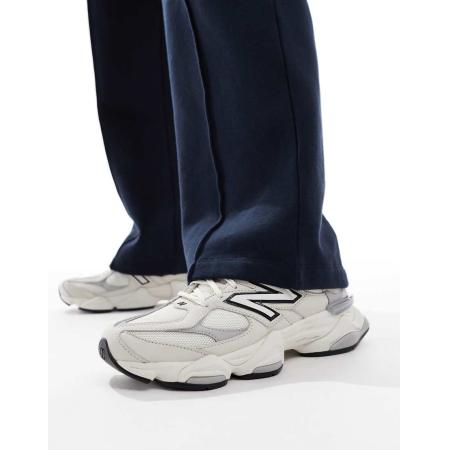 New Balance - 9060 - Sneakers in crème-Bruin