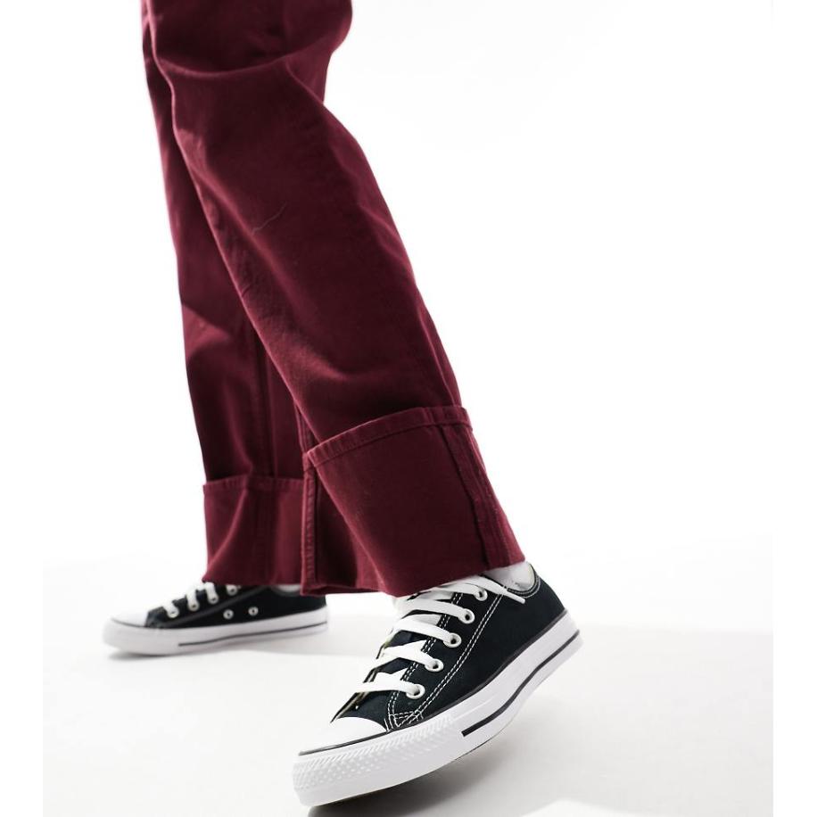 Converse Chuck Taylor - All Star Ox - Sneakers met brede pasvorm in zwart Zwart