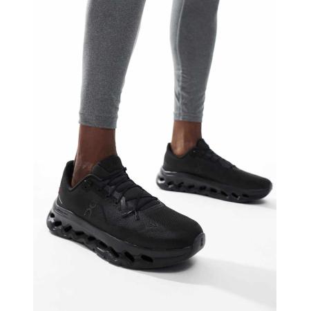 ON - Cloudtilt All Day - Sneakers in drievoudig zwart