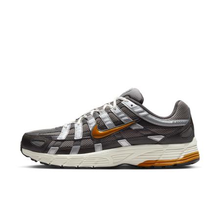 Nike P-6000 schoenen - Bruin