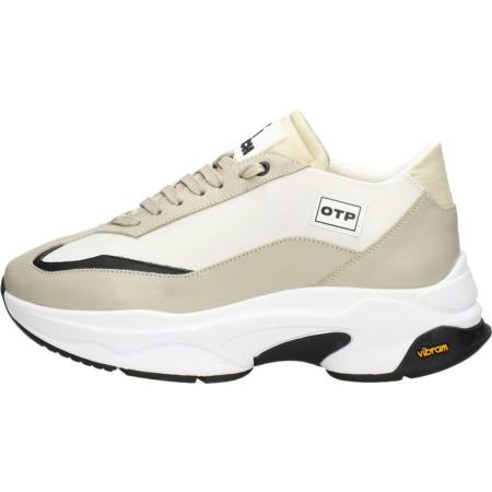 Off The Pitch - Runner Cr-3.0