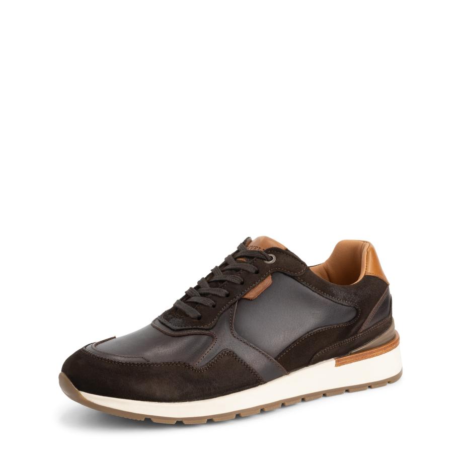 Travelin Travelin Sneakers laag Dalton cognac / donkerbruin -