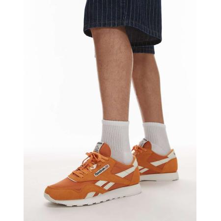 Reebok Classic - Nylon sneakers in oranje