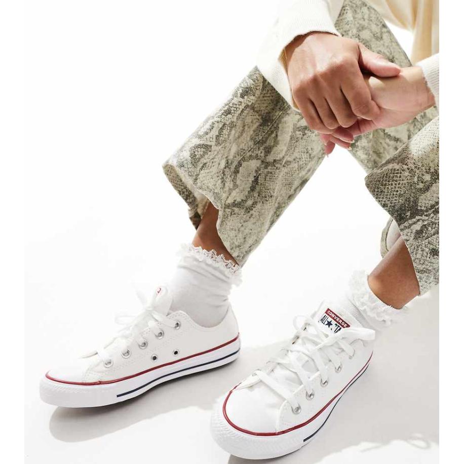 Converse Chuck Taylor - All Star Ox - Sneakers met brede pasvorm in wit Wit