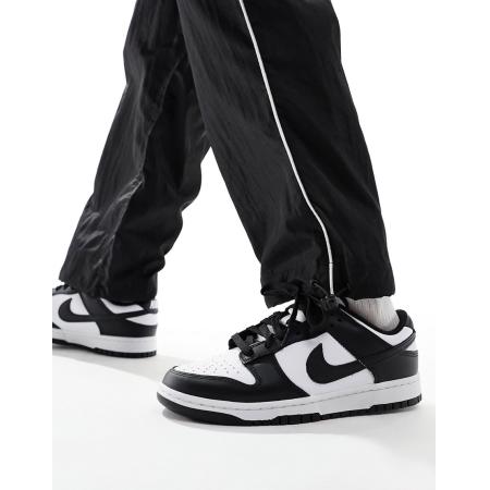 Nike - Dunk Low - Retro sneakers in zwart en wit