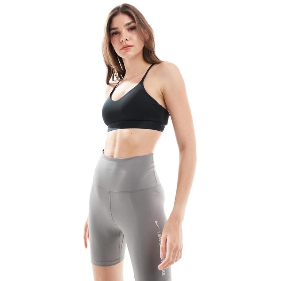 Nike Training Indy Dri-FIT Bh met lichte ondersteuning in zwart Zwart