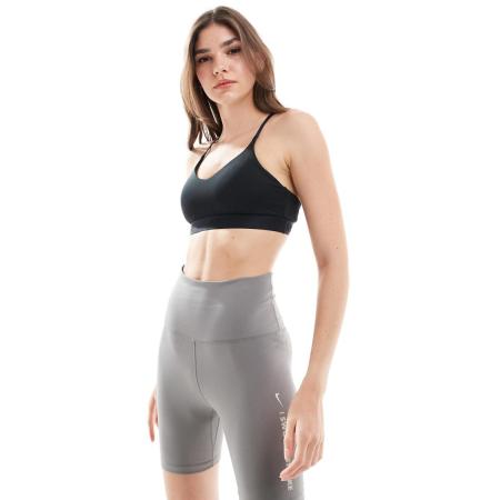 Nike Training Indy Dri-FIT Bh met lichte ondersteuning in zwart