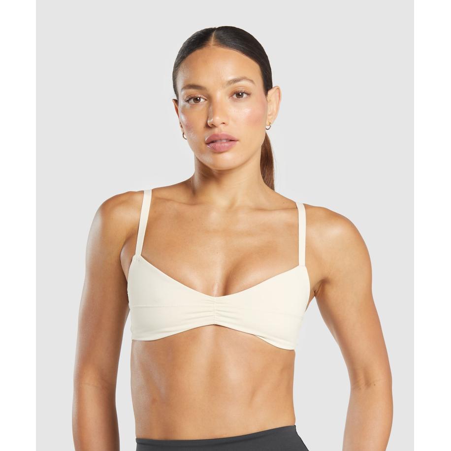 Gymshark Elevate Ruched Sports Bra Oat White Rood