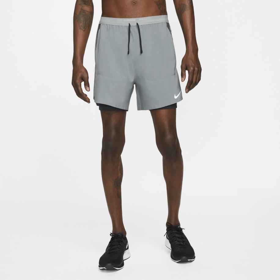 Nike Stride Dri-FIT hybride hardloopshorts voor heren (13 cm) - Grijs Grijs