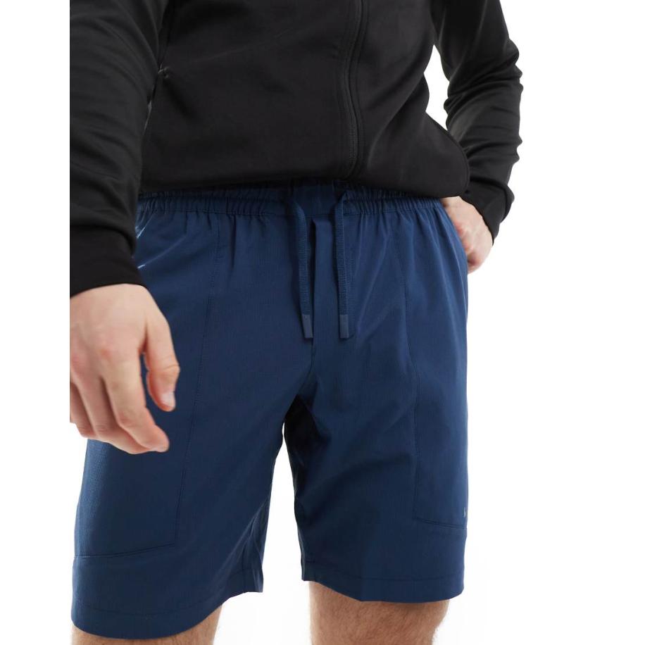 Born Living Yoga - Rhein - Short met zakken in donkerblauw Blauw