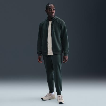 Nike Primary Fleece Dri-FIT UV performance joggingbroek voor heren - Groen