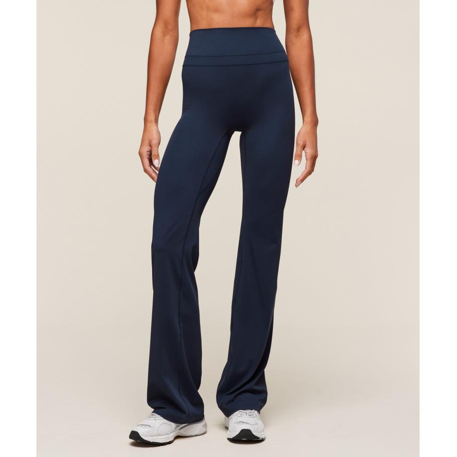 Gymshark Whitney Flared Leggings Navy Blauw