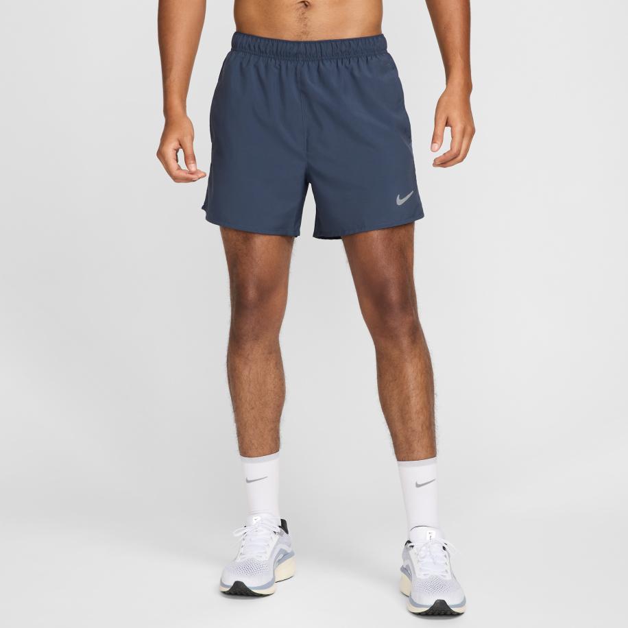 Nike Challenger multifunctionele 2-in-1 herenshorts met Dri-FIT (13 cm) - Blauw Blauw