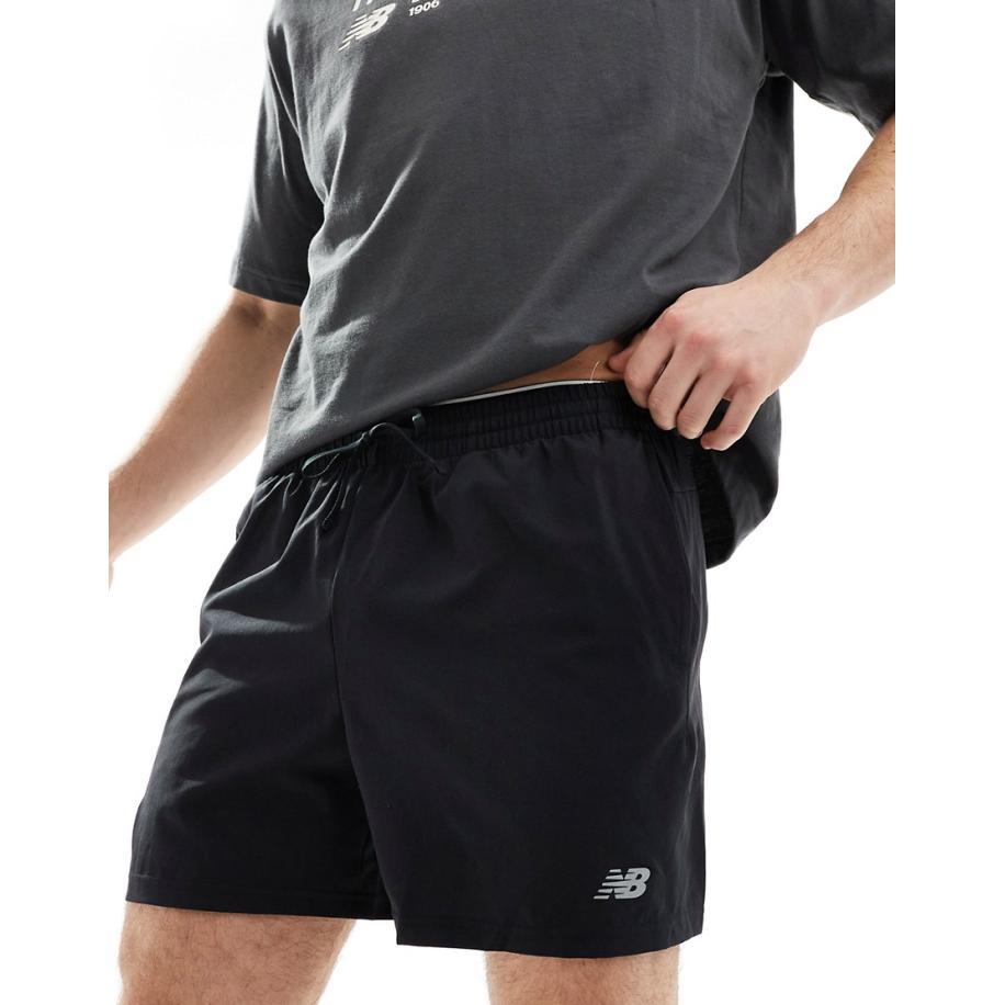 New Balance - Performance - 5 inch short in zwart Zwart
