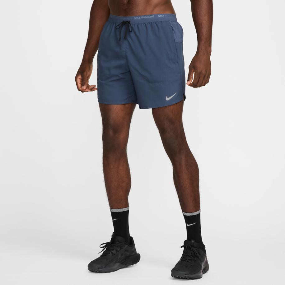 Nike Stride Dri-FIT hardloopshorts met binnenbroek voor heren (18 cm) - Blauw Blauw
