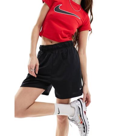 Nike Training Attack Dri-FIT Short van 5 inch in zwart