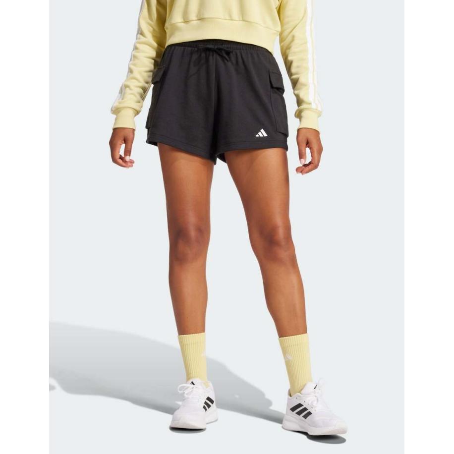 adidas performance Essentials Cargoshort van French terry met klein logo in zwart / wit Zwart