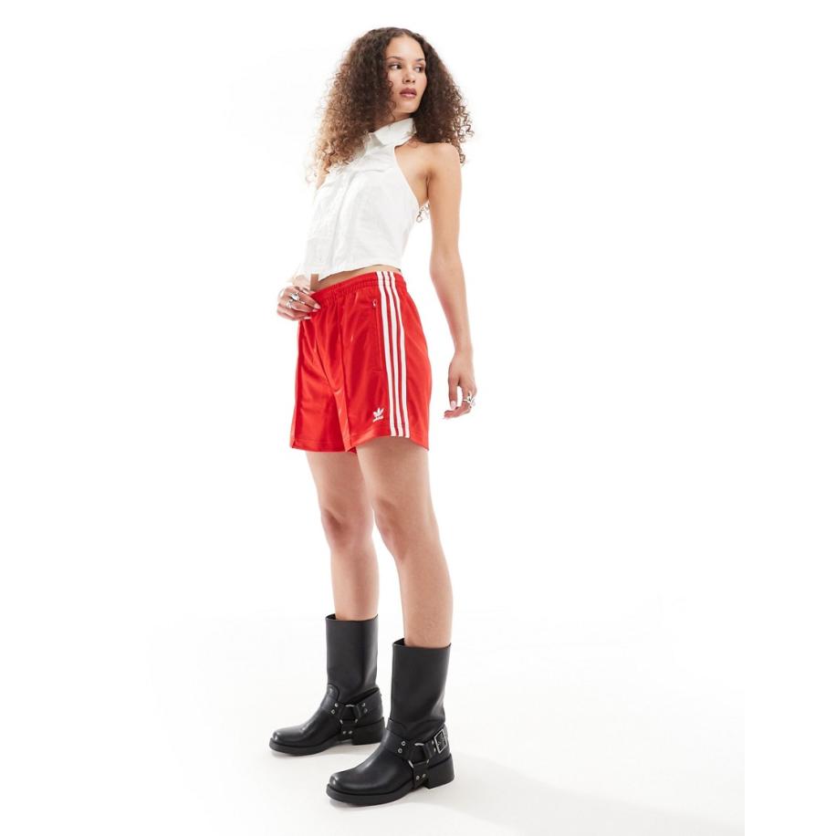 adidas Originals Firebird Short in rood Rood