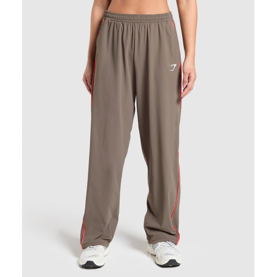 Gymshark Stitch Feature Woven Pants Camo Brown Bruin