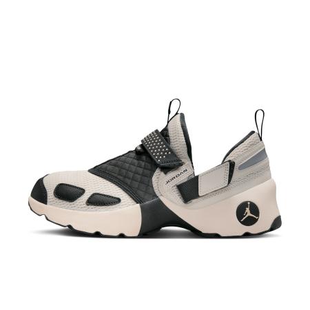 Jordan Trunner LX damesschoenen - Bruin