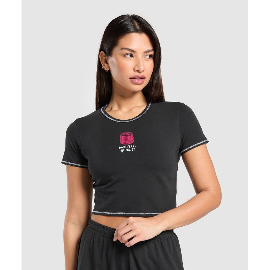 Gymshark Your Plate or Mine Baby Tee Black Zwart