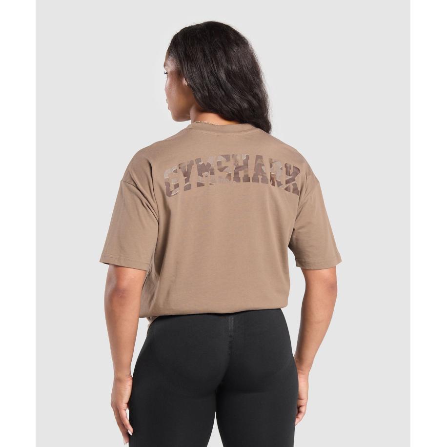 Gymshark Adapt Camo Graphic Oversized Top Soul Brown Bruin