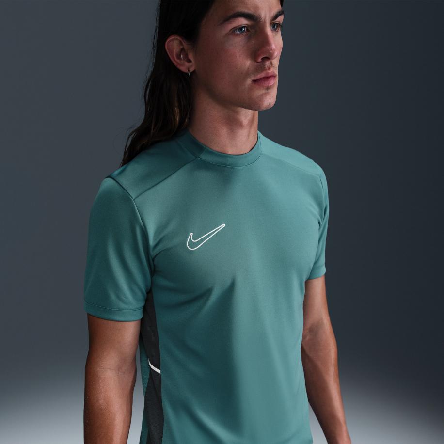 Nike Academy voetbaltop met Dri-FIT en korte mouwen voor heren - Groen Groen