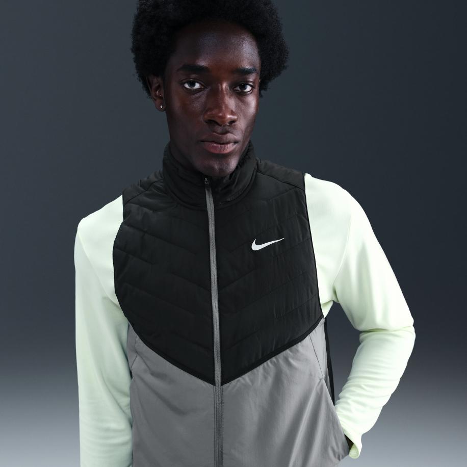 Nike Therma-FIT Repel hardloopbodywarmer met synthetische vulling voor heren - Zwart Zwart
