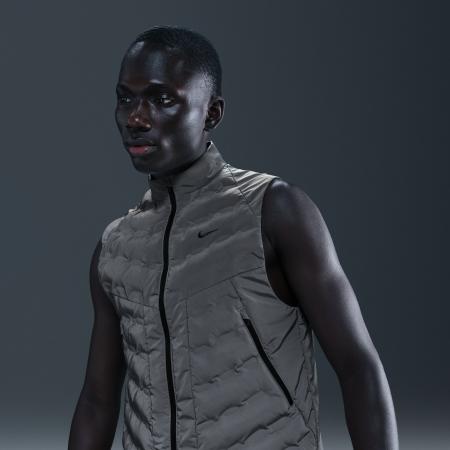 Nike Therma-FIT ADV hardloopbodywarmer met reflecterend design voor heren - Grijs