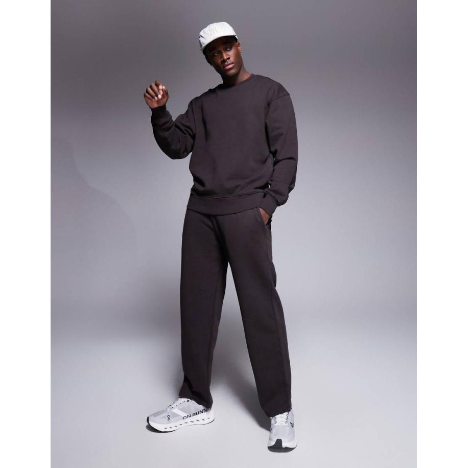 4505 - Oversized trainingssweatshirt van sneldrogende zware stof in bruin met wassing Bruin