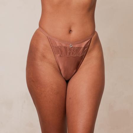 Soft Satin String Mokka XXL