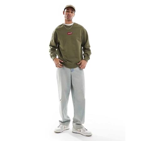 Levi's - Sweatshirt met vleermuislogo-applicatie in het midden en ruimvallende pasvorm in olijfgroen
