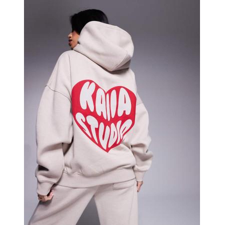 Kaiia Oversized hoodie met hartlogo in stone en rood, deel van co-ord set-Neutraal