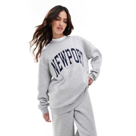 Stradivarius Newport Oversized sweatshirt in grijs
