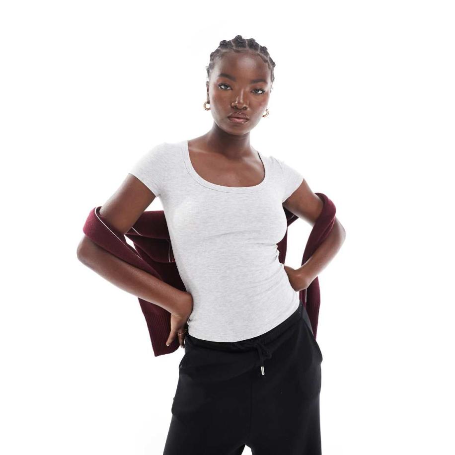 Cotton On Geribbeld T-shirt met korte mouwen en lage ronde hals in grijs Grijs