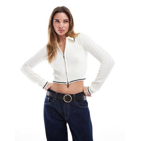 Bershka Kabelgebreide polotop in ecru-Neutraal