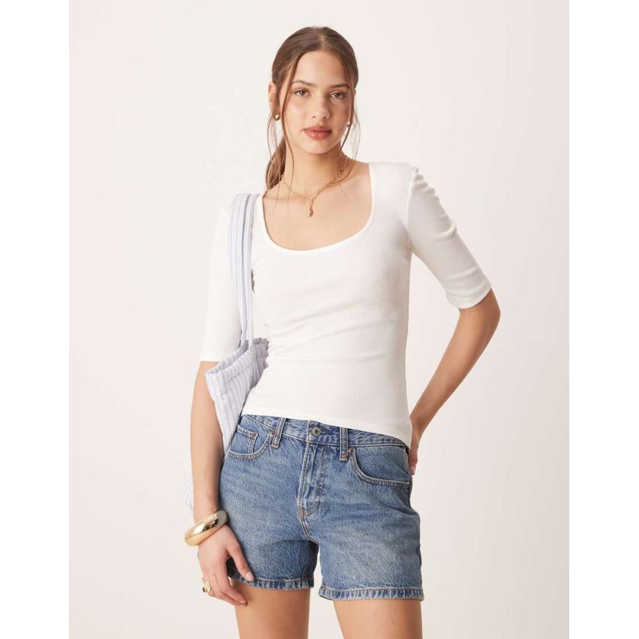 AWARE Geribbelde tanktop met lage ronde hals in wit Wit